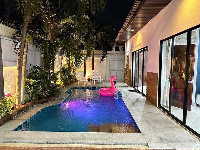 ที่พัก บ้านพัก วิลลา บีช พูลวิลล่า พัทยา จ. ชลบุรี Villas Beach PoolVilla Pattaya chonburi hotel (15)